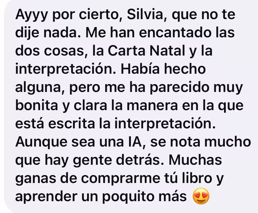 Captura de una conversación de WhatsApp con una clienta de Astroteca 5